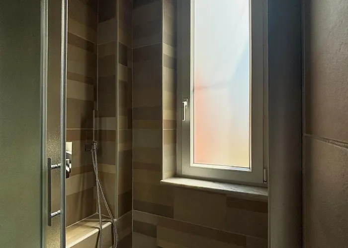 Old Lady - Quarto em Acomodações Particulares Reggio di Calabria